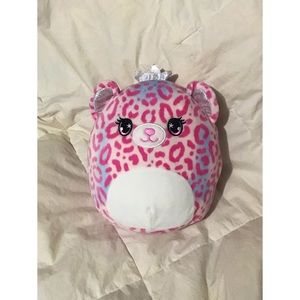 ❄️ 2/$20 Squishmallows 8” Mystery Squad 2 Leopard (Scented)